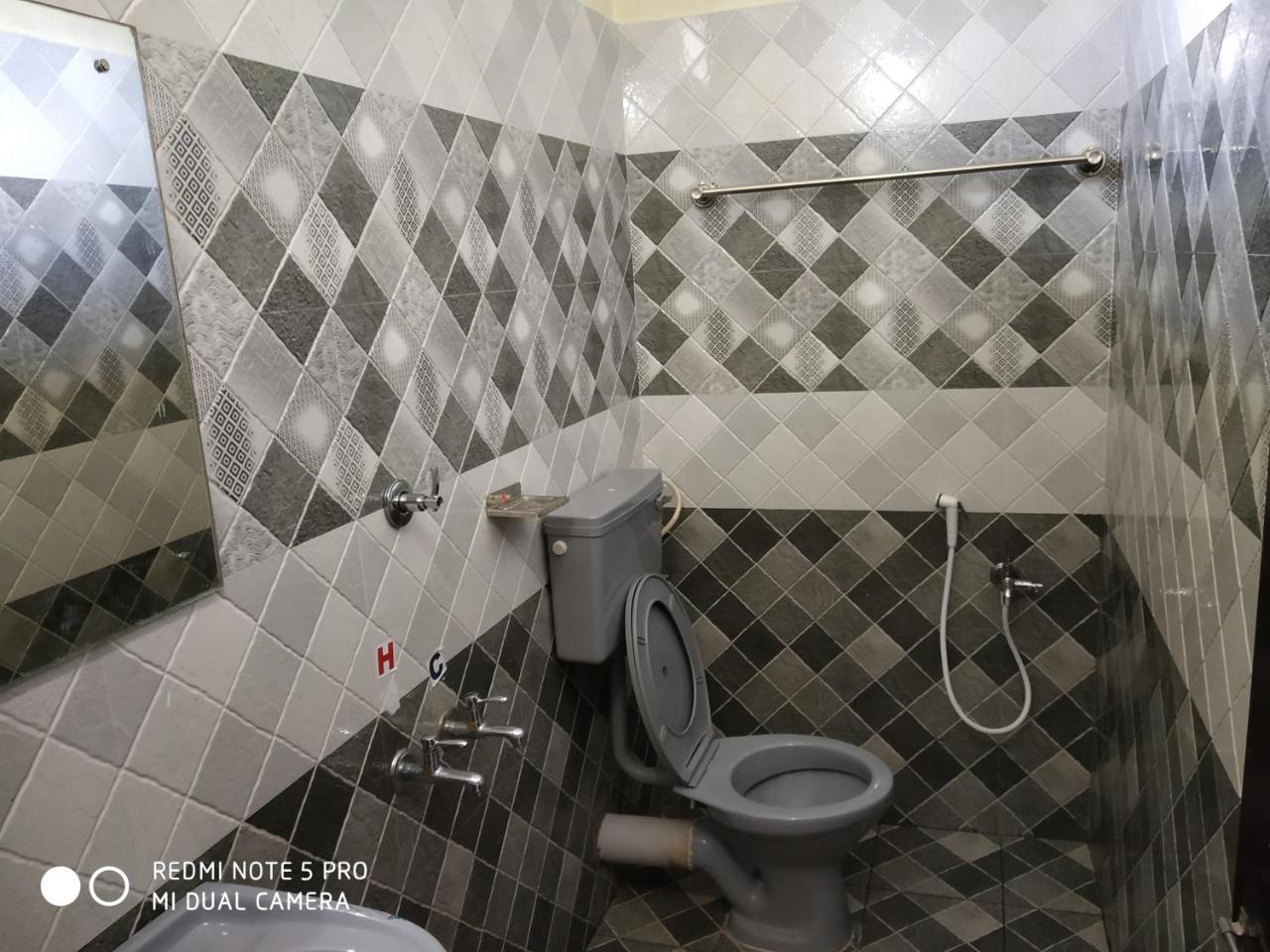 Hotel Woodlands Chottanikara Экстерьер фото